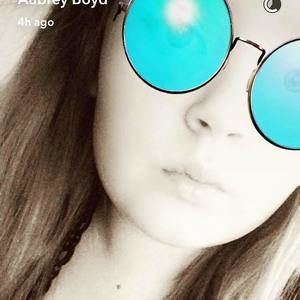 Meet your Posher, Aubrey